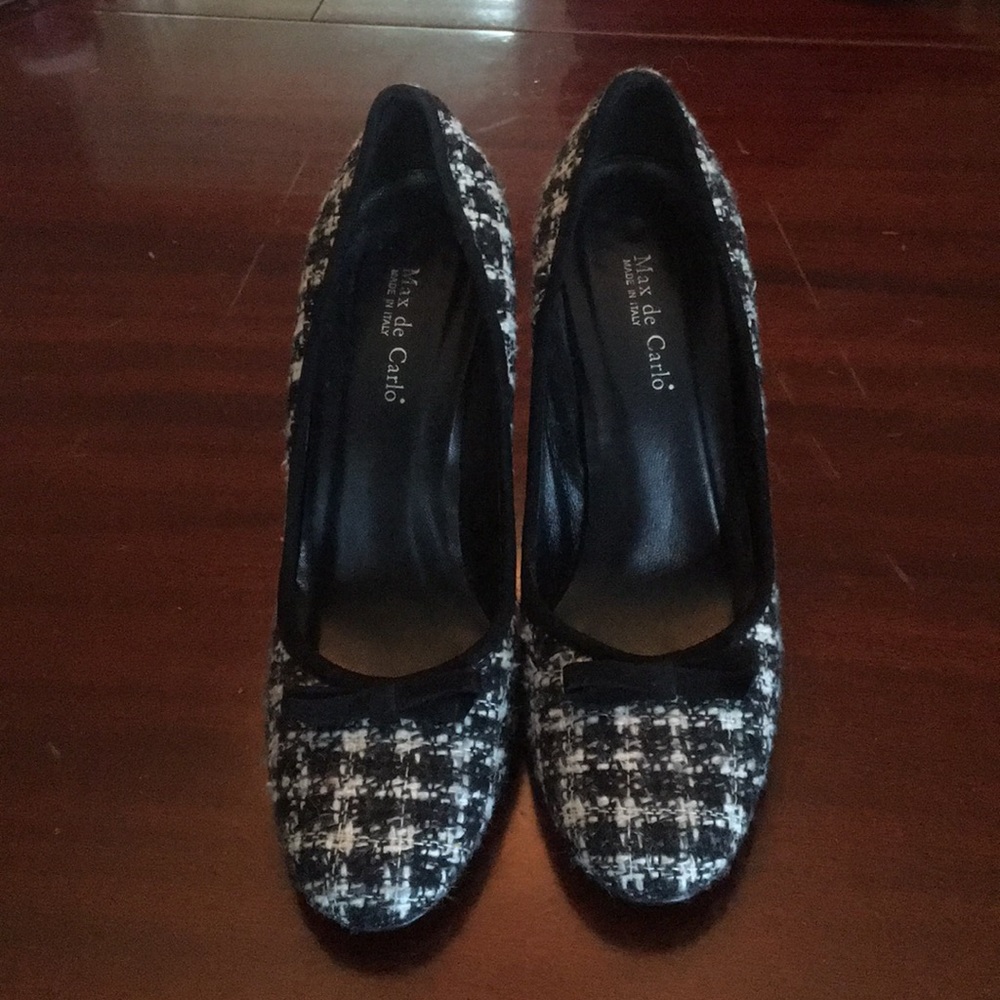 Max de Carlo heels